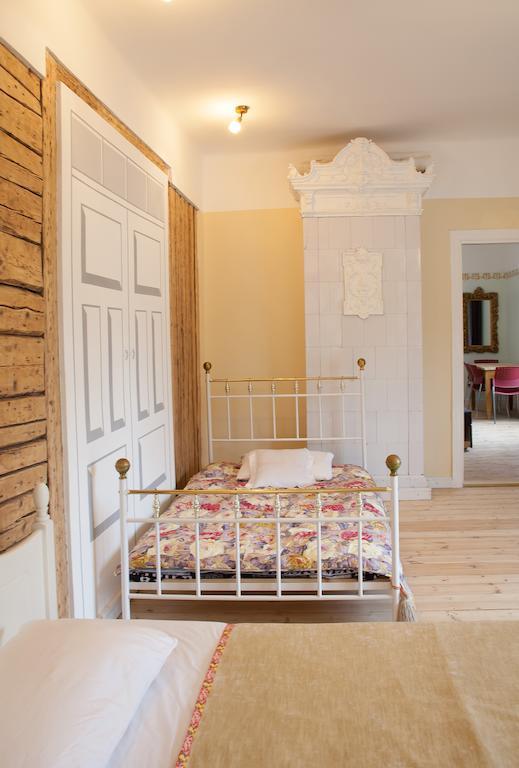 Aia Guest Apartment Parnu Room photo